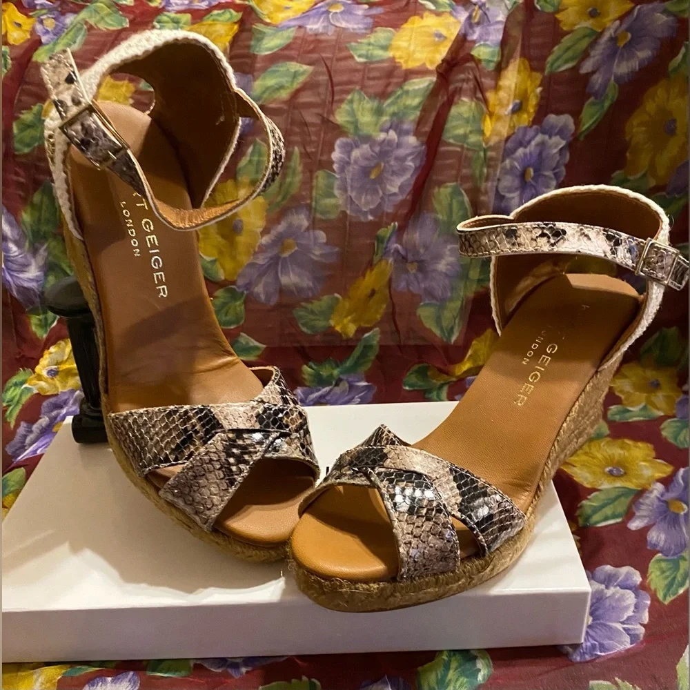 Kurt Geiger - NEW - Womens Leona Wedge Espadrille Wedges Sandals Size 7US /37EUR
